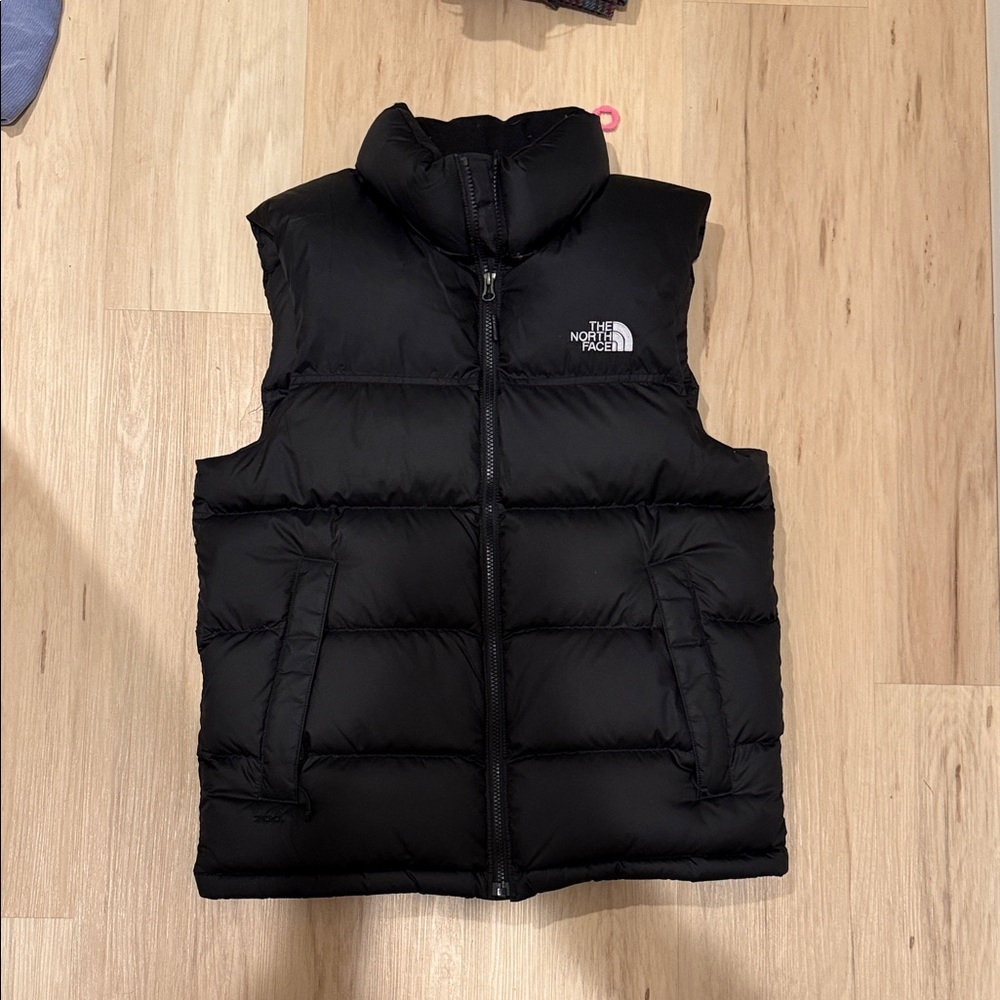The North Face men’s Black Quilted Vest